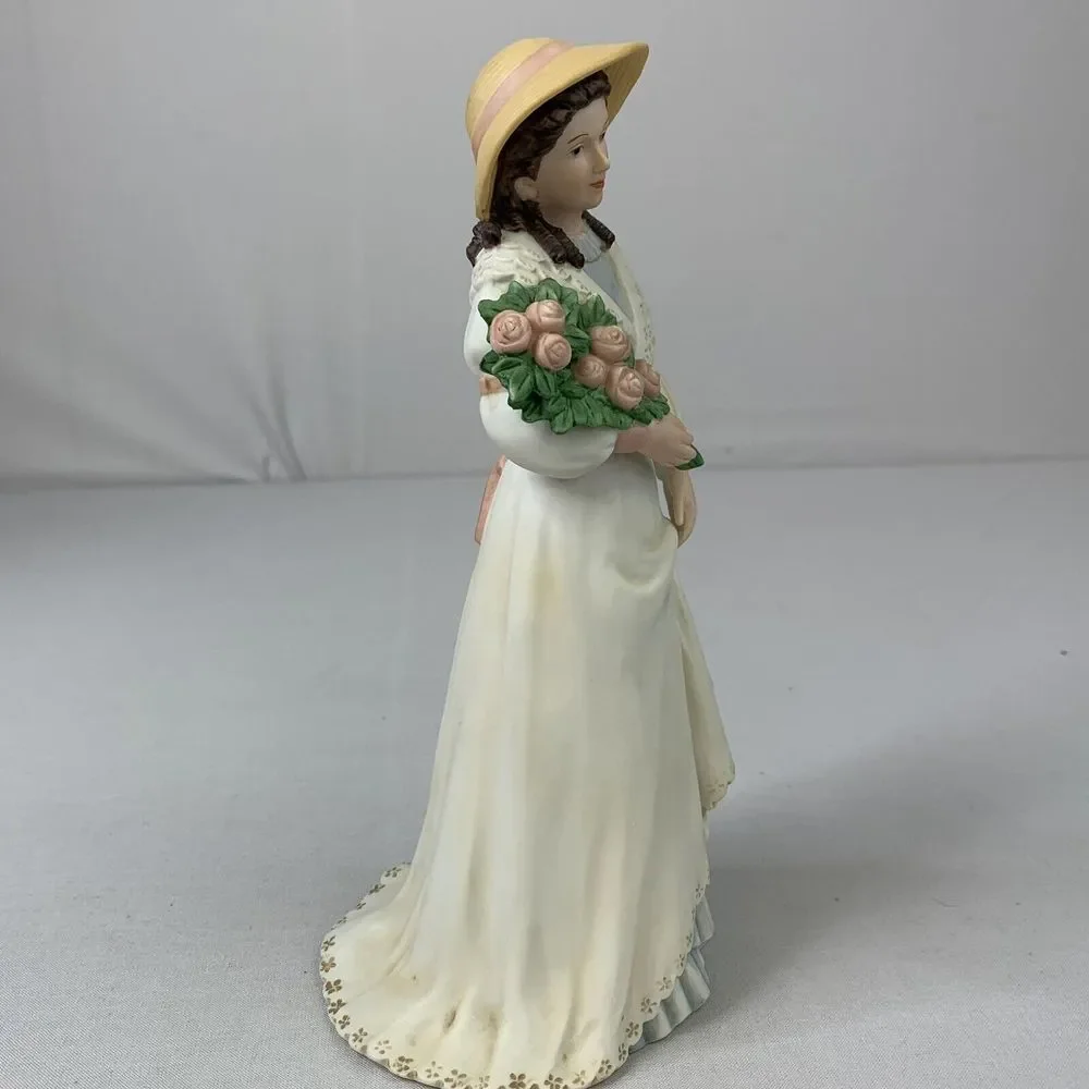 Homco Figurine Victorian‎ Woman 1468 Holding Flowers Wearing Hat 8.75 in Vintage